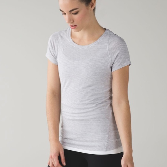 Lululemon Let Be Short Sleeve Tee - Picture 1 of 5
